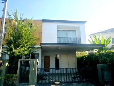 บ้านเดี่ยวให้เช่า : ให้เช่า บ้าน มบ.โฮล์ม สันผีเสื้อ 3นอน ,ใกล้มีโชคพลาซ่า