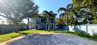 Houses for sale Chonburi : Residential House for Sale in East Pattaya