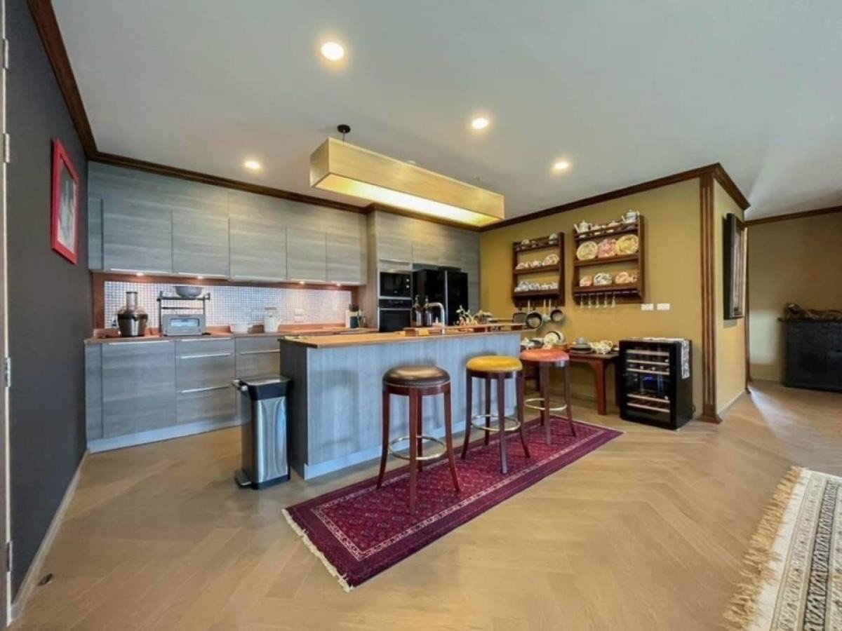 รูป LTHC14409 – Condo Duplex Penthouse for Sale | The Pillar Condo | 464.04 sqm | 3 Beds 4 Baths | Near BTS Ekkamai | 45 MB | ดูเพล็กซ์เพนท์เฮ้าส์ขาย เดอะ พิลลาร์ สุขุมวิท 77 - รูปที่ 11/15