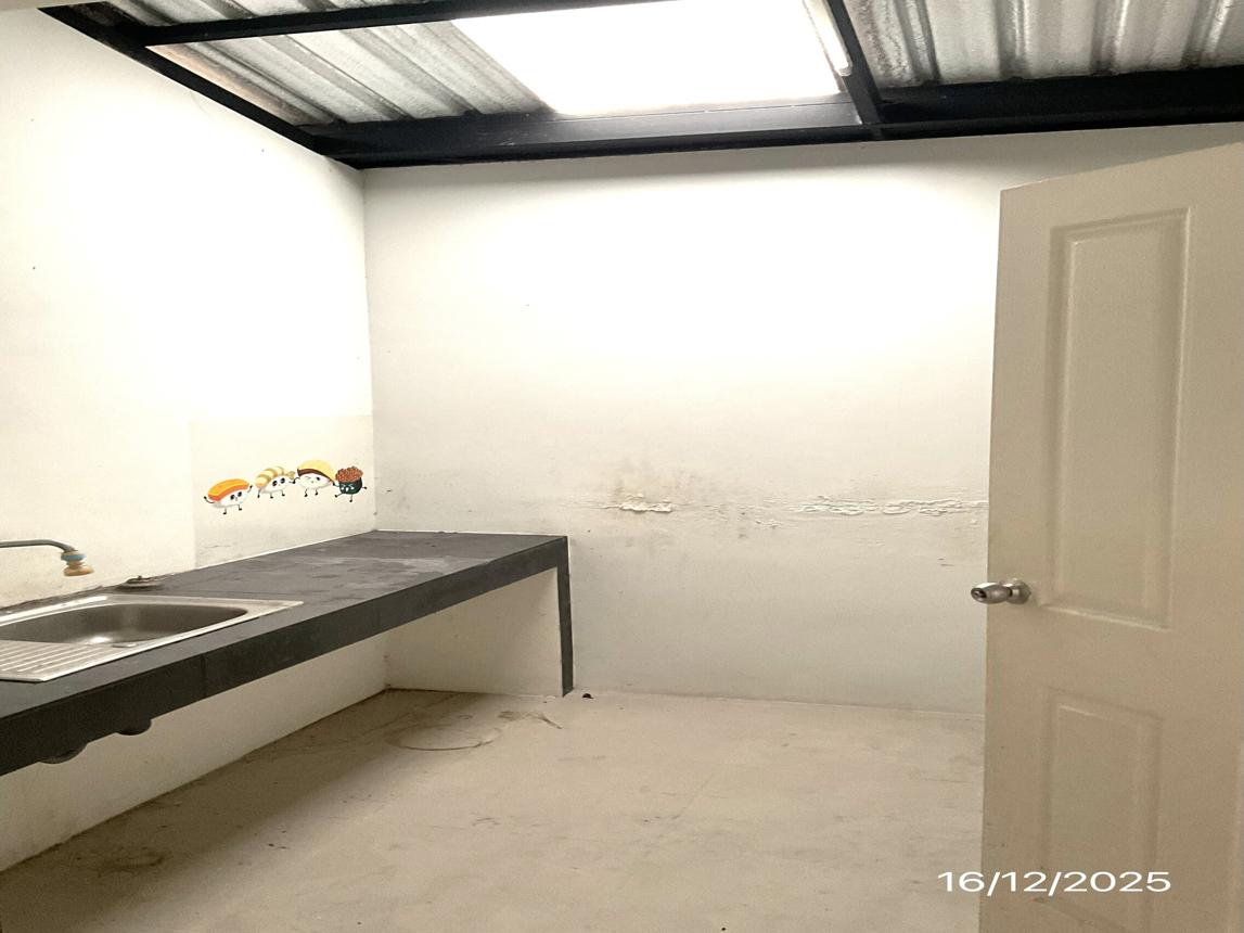 รูป ทาวน์เฮ้าส์ สำหรับขาย โกลเด้น วัลเลย์  สุรศักดิ์ ศรีราชา ชลบุรี - รูปที่ 18/30