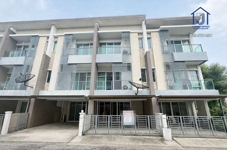 ขายทาวน์โฮม 3 ชั้น ทาวน์พลัส เกษตร-นวมินทร์ ซอยคลองลำเจียก 14 ใกล้ทางด่วนเอกมัย–รามอินทรา 