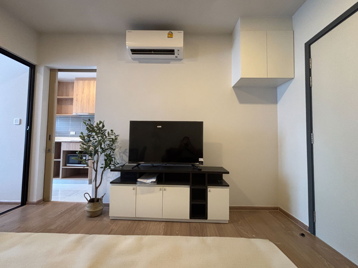 รูป ให้เช่า ชีวาทัย ปิ่นเกล้า มีหลายห้องค่ะ ห้องใหม่แกะกล่อง แต่งสวย เฟอร์ครบ เครื่องใช้ไฟฟ้าครบ  ราคาพิเศษ เข้าอยู่ได้เลย - รูปที่ 2/11