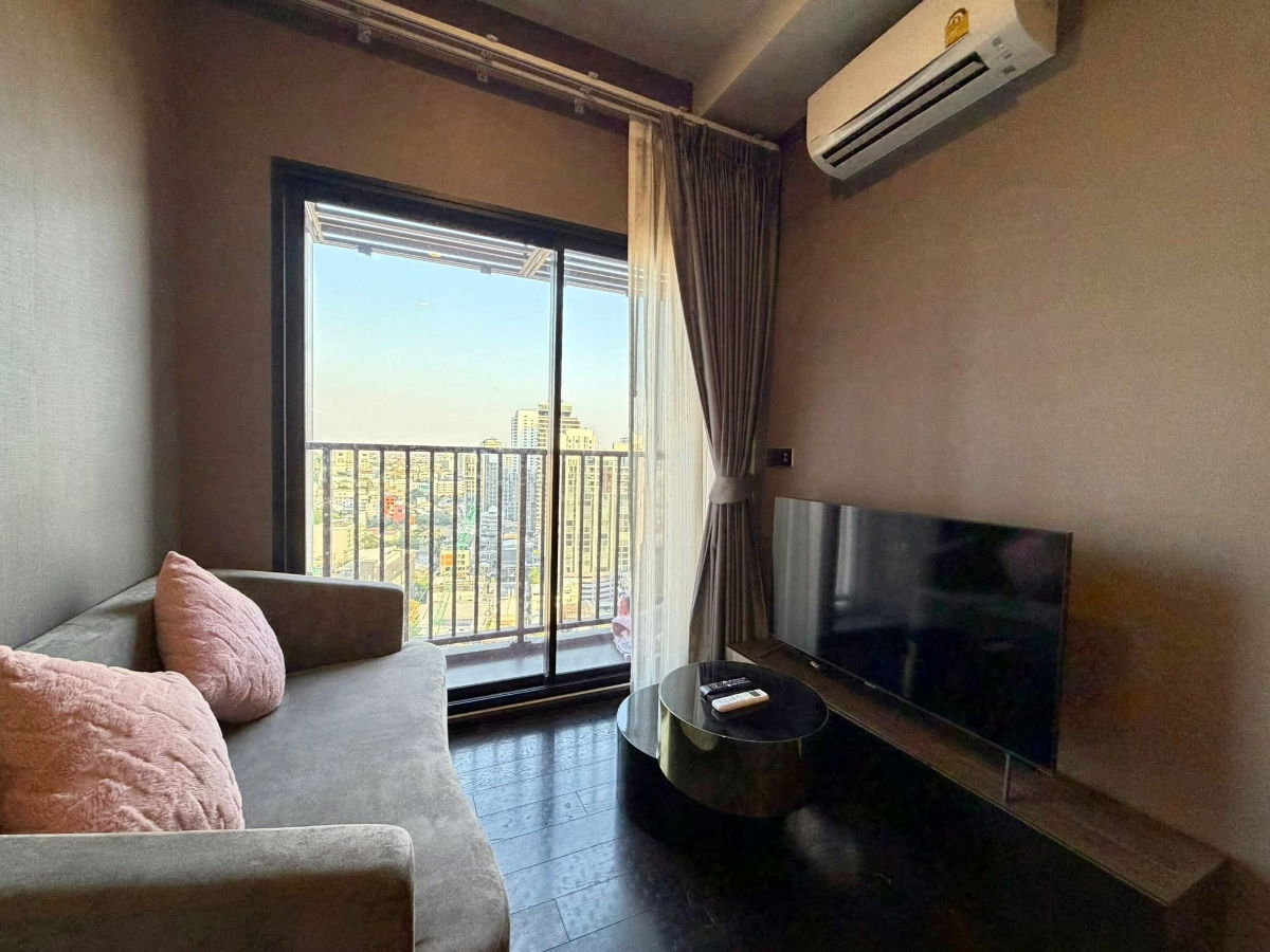 รูป ✨✨ให้เช่าห้องสวย ราคาดี พาร์คออริจิ้นทองหล่อ ทำเลดีใจกลางทองหล่อ ห้องสวยแต่งครบ ม่านไฟฟ้า พร้อมอ่างอาบน้ำ  - รูปที่ 5/14