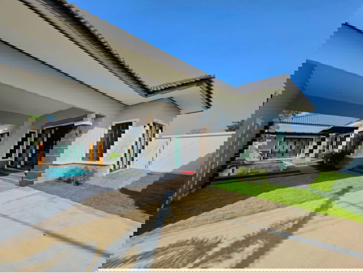 รูป บ้านพลูวิลล่าพัทยา-ห้วยใหญ่ตกแต่งพร้อมอยู่ บรรยากาศธรรมชาติไม่วุ่นวายพร้อมรปภ. รักษาความปลอดภัย บ้านพัทยา พลูวิลล่าบางละมุง - รูปที่ 1/32