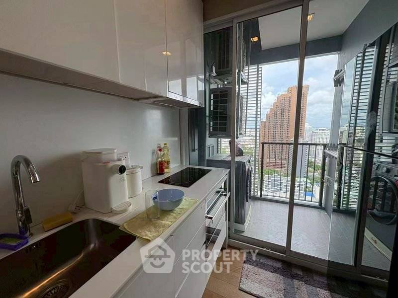 รูป ใกล้ MRT พหลโยธิน 100 เมตร | คอนโด 1 ห้องนอน ชั้น 23 The Saint Residences (ID 2656751) - รูปที่ 4/7
