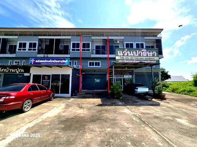 Shophouses for sale Kamphaeng Phet : SHOP HOUSE for sale  Rahan Bung Samakkhi Kamphaeng Phet