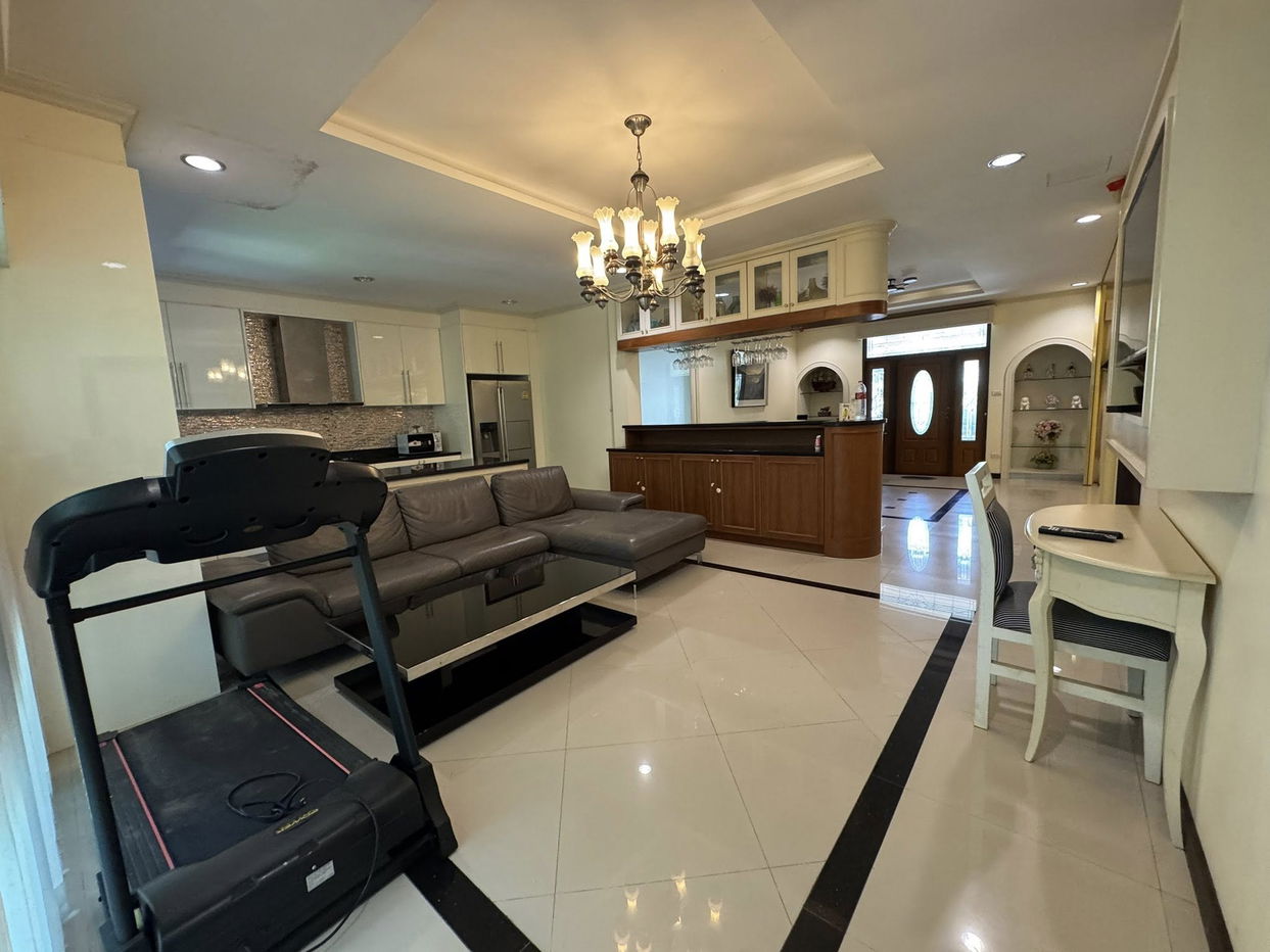 รูป Luxury House for rent near Jomtien Pattaya - รูปที่ 8/24