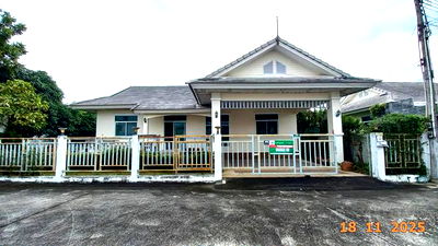 Houses for sale Si Racha Chonburi : HOME for sale  Nong Kham Si Racha Chonburi