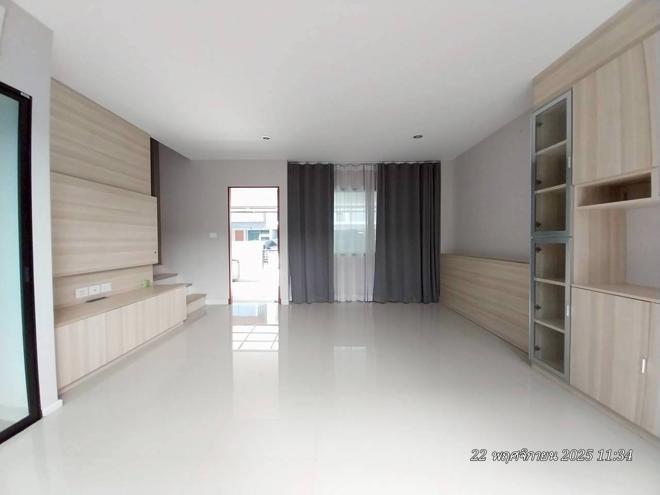 รูป ทาวน์เฮ้าส์ สำหรับขาย เนอวานา ดีฟายน์ ศรีนครินทร์-พระราม 9 สะพานสูง เขตสะพานสูง กรุงเทพมหานคร - รูปที่ 3/42