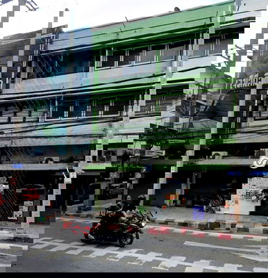 อาคารพาณิชย์ เขตพระโขนง :  ขายตึกแถว 3 คูหาติดกัน ทำเลทอง ถนนสุขุมวิท 101/1 ติดห้าง True Digital park