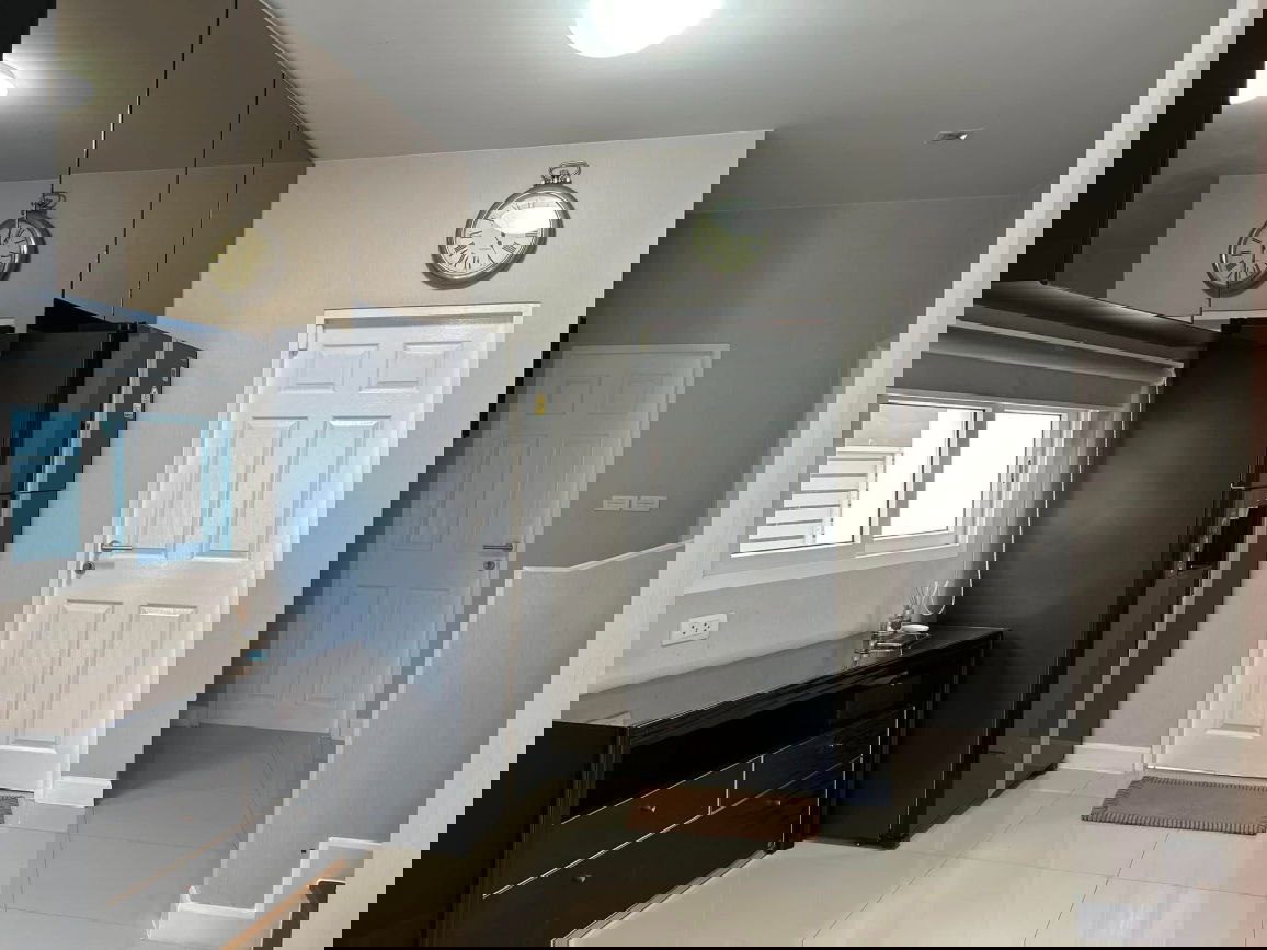 รูป  ให้เช่าบ้านหรู บุราสิริ ปัญญาอินทรา | สไตล์ยุโรป ติดทะเลสาบ - รูปที่ 25/36