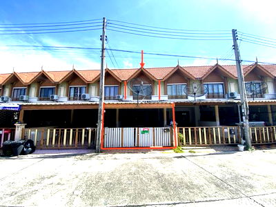 Townhouses for sale Chonburi : TOWN HOUSE for sale  Nong Kakha Phan Thong Chonburi