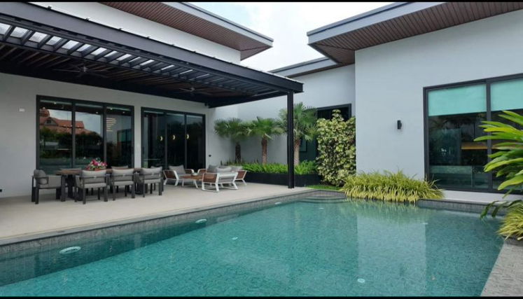 รูป ขายบ้านสวยพร้อมอยู่ ซอยทุ่งกลม-ตาลหมัน พัทยา บางละมุง ชลบุรี - รูปที่ 1/10