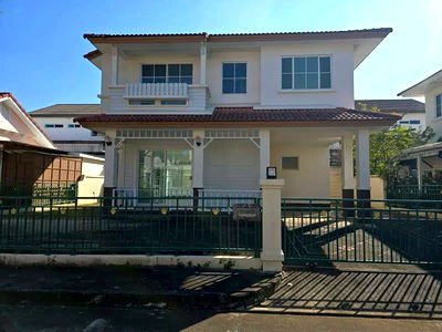 บ้านเดี่ยว เชียงใหม่ : ขายบ้านเดี่ยวสองชั้น หมู่บ้าน สีวลี คลองชลประทาน เชียงใหม่ (H357) T.0946511456