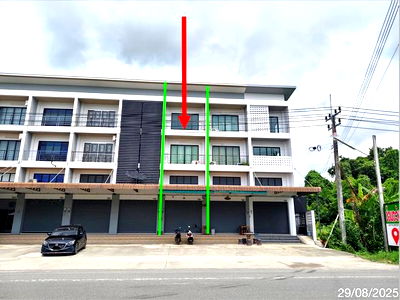 Shophouses for sale Chanthaburi : SHOP HOUSE for sale  Ko Khwang Muang Chanthaburi Chanthaburi