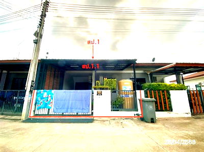 Townhouses for sale Chonburi : TOWN HOUSE for sale  Sattahip Sattahip Chonburi