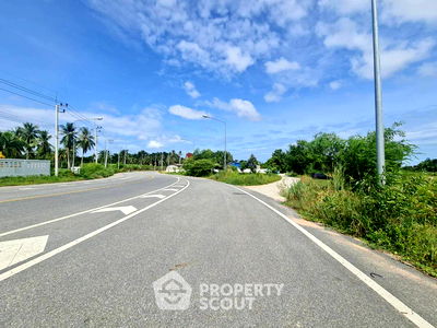 Land for sale Bang Lamung Chonburi : 1,600 m² Land for Sale close to Huai Yai (ID 2659001)