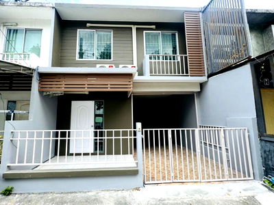 เช่าทาวน์โฮม ม.ศรีปทุม : 🏡 ให้เช่า บ้านโครงการ Areeya The Color 2 ลาดปลาเค้า ✨ บ้านสวย ทำเลดี เดินทางสะดวก ของกินเพียบ