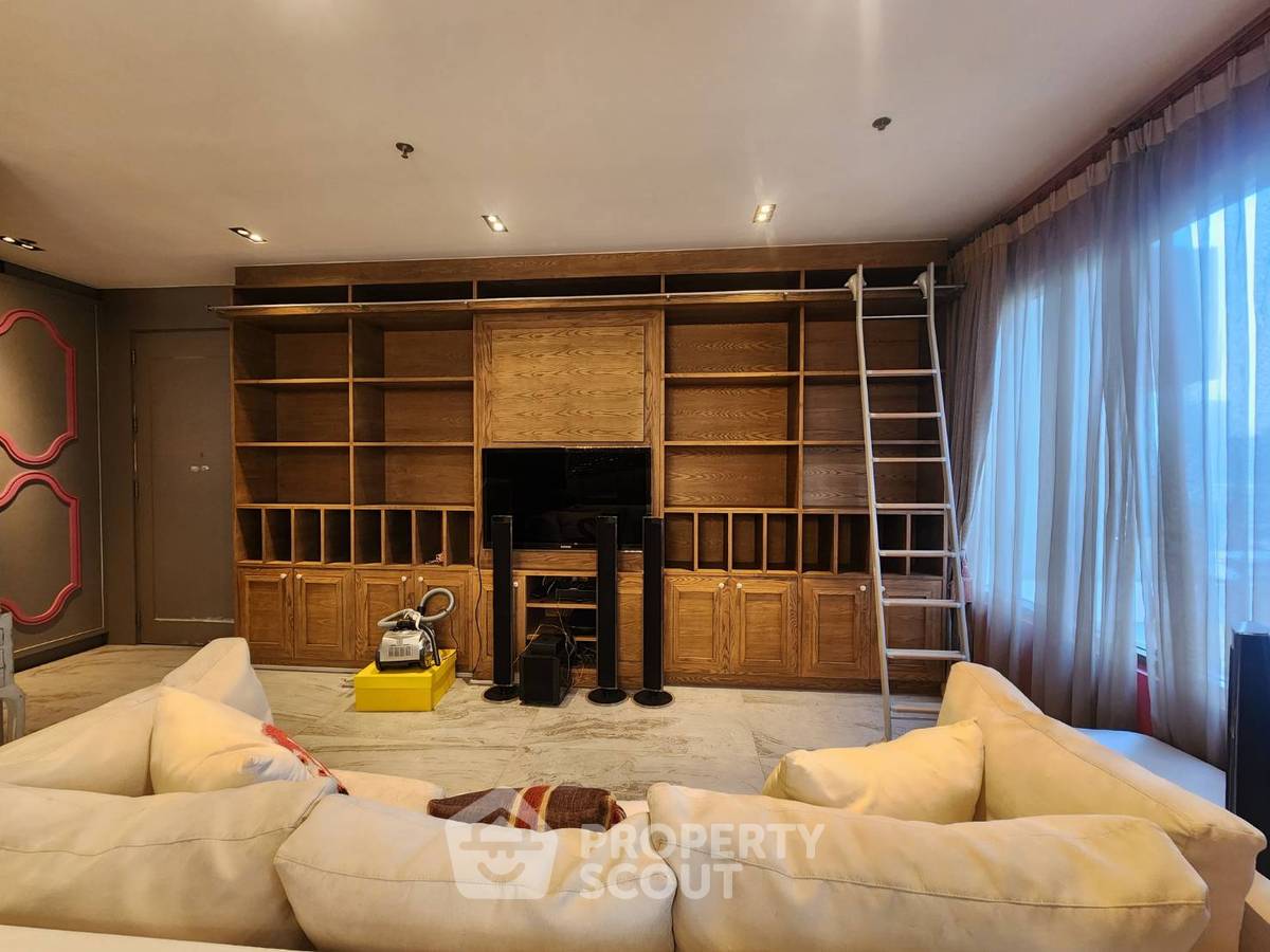 รูป คอนโด 2-ห้องนอน ที่ ดิ เอ็มโพริโอ เพลส ใกล้ BTS พร้อมพงษ์ (ID 2651177) - รูปที่ 3/21