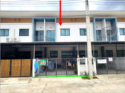 Townhouses for sale Hemaraj Eastern Seaboard Industrial Estate : TOWN HOUSE for sale  Mapyangphon Pluak Daeng Rayong