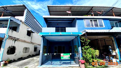 Townhouses for sale Muang Chon Buri Chonburi : TOWN HOUSE for sale  Don Hualo Muang Chon Buri Chonburi