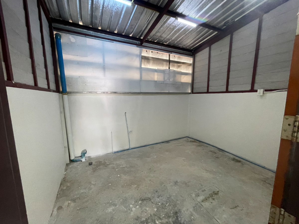 รูป ขายอาคารพาณิชย์ 3 ชั้น ใจกลางเมือง ติดมหาลัยราชภัฏราชนครินทร์ - รูปที่ 3/8