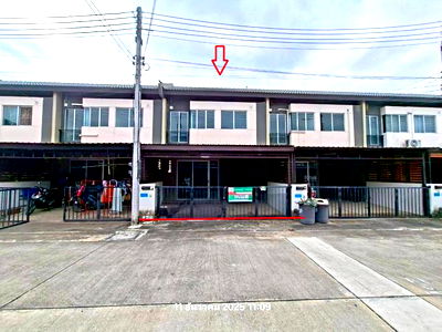 Townhouses for sale Hemaraj Eastern Seaboard Industrial Estates : TOWN HOUSE for sale  Mapyangphon Pluak Daeng Rayong