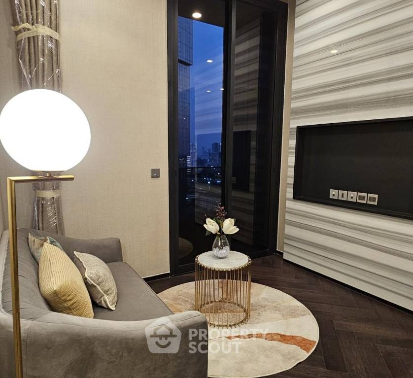 รูป คอนโด 1-ห้องนอน ที่ ดิ เอส สุขุมวิท 36 ใกล้ BTS ทองหล่อ (ID 2479524) - รูปที่ 1/15