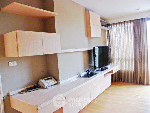 3-BR Condo at Issara @ 42 Sukhumvit Condominium near BTS Ekkamai (ID 2656398)