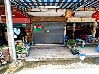 Shophouses for sale Phetcharawararam Temple  : SHOP HOUSE for sale  Nai Muang Muang Phetchabun Phetchabun