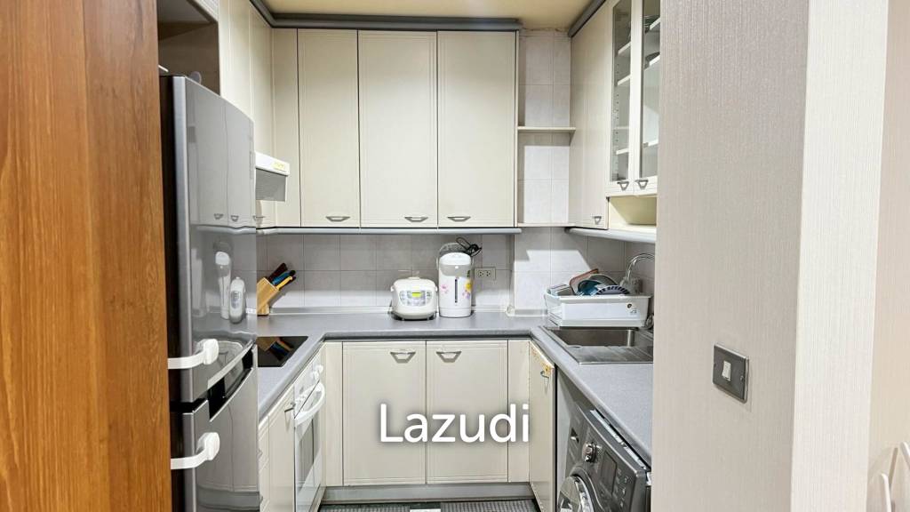 picture 78 sqm 2 Bedroom Condo on 9th Floor at Sukhumvit Park Khlong Toei - 17/33