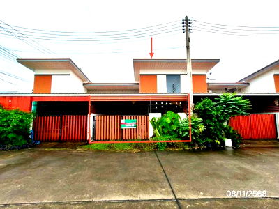 Townhouses for sale Chonburi : TOWN HOUSE for sale  Khao Khan Song Si Racha Chonburi