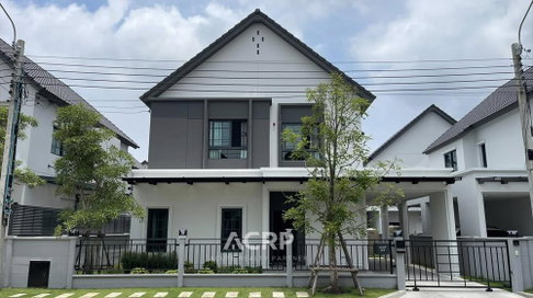 Single house for rent, Centro Bangna, beautifully decorated, near Mega Bangna.