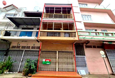 Shophouses for sale Nakhon Sawan : SHOP HOUSE for sale  Pak Nam Pho Muang Nakhon Sawan Nakhon Sawan