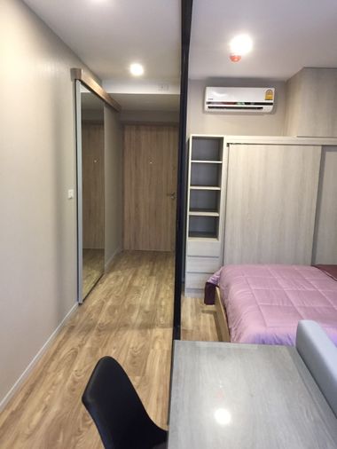 Blossom Condo @ Sathorn - Charoenrat (1bed1bath 30sqm)