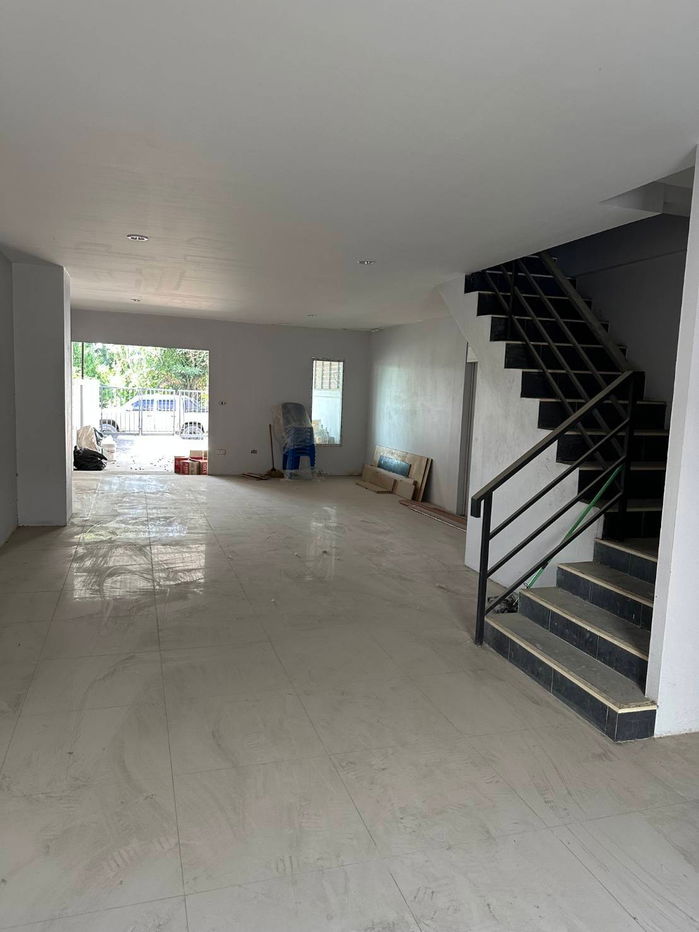 รูป บ้าน2ชั้นพร้อมที่ดินเนื้อที่32 ตรว อำเภอสามพราน - รูปที่ 3/9