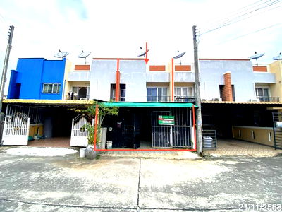 Townhouses for sale Chonburi : TOWN HOUSE for sale  Ban Bung Ban Bung Chonburi