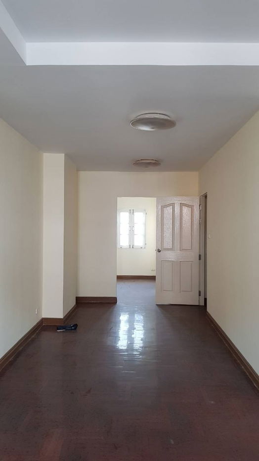 รูป ขายทาวน์เฮ้าส์ใหญ่ 3 ชั้น 27 ตรว. ม.สราญพฤกษ์ ราดพร้าว 130-รามคำแหง 81  - รูปที่ 6/8