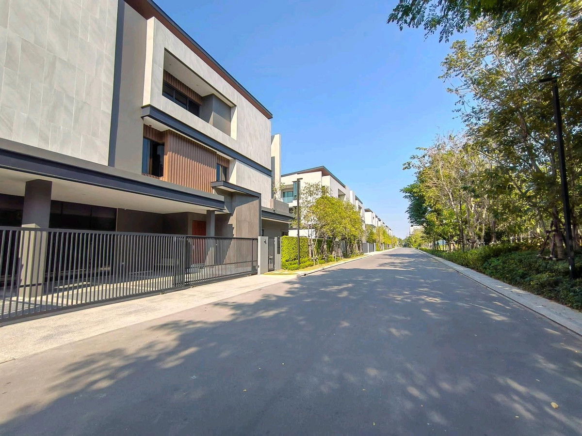 รูป 🏡 ให้เช่า คฤหาสน์หรู พร้อมสระว่ายน้ำส่วนตัวขนาดใหญ่ โครงการ The Honor โยธินพัฒนา - รูปที่ 2/15