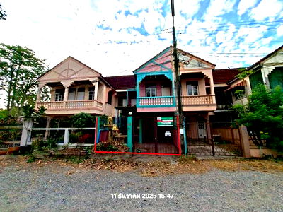 Townhouses for sale Muang Rayong : TOWN HOUSE for sale  Pak Nam Muang Rayong Rayong