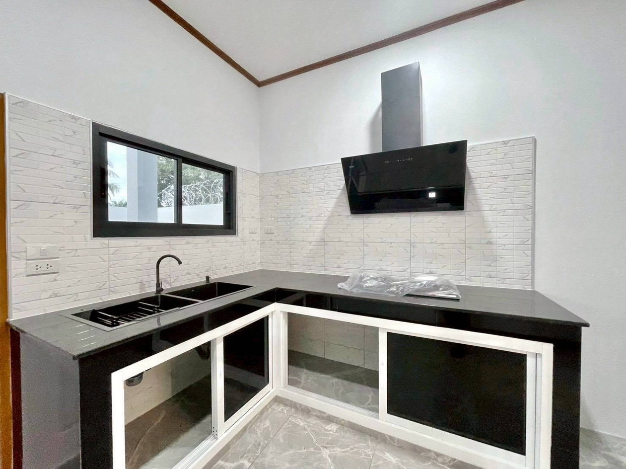picture 3 Bedroom House for Sale in East Pattaya - 8/10