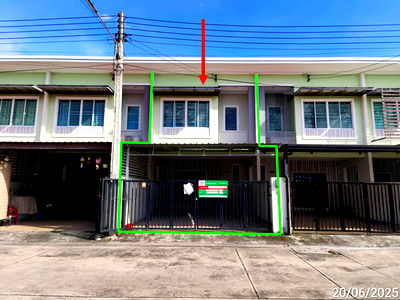 Townhouses for sale Hemaraj Eastern Seaboard Industrial Estate : TOWN HOUSE for sale  Mapyangphon Pluak Daeng Rayong