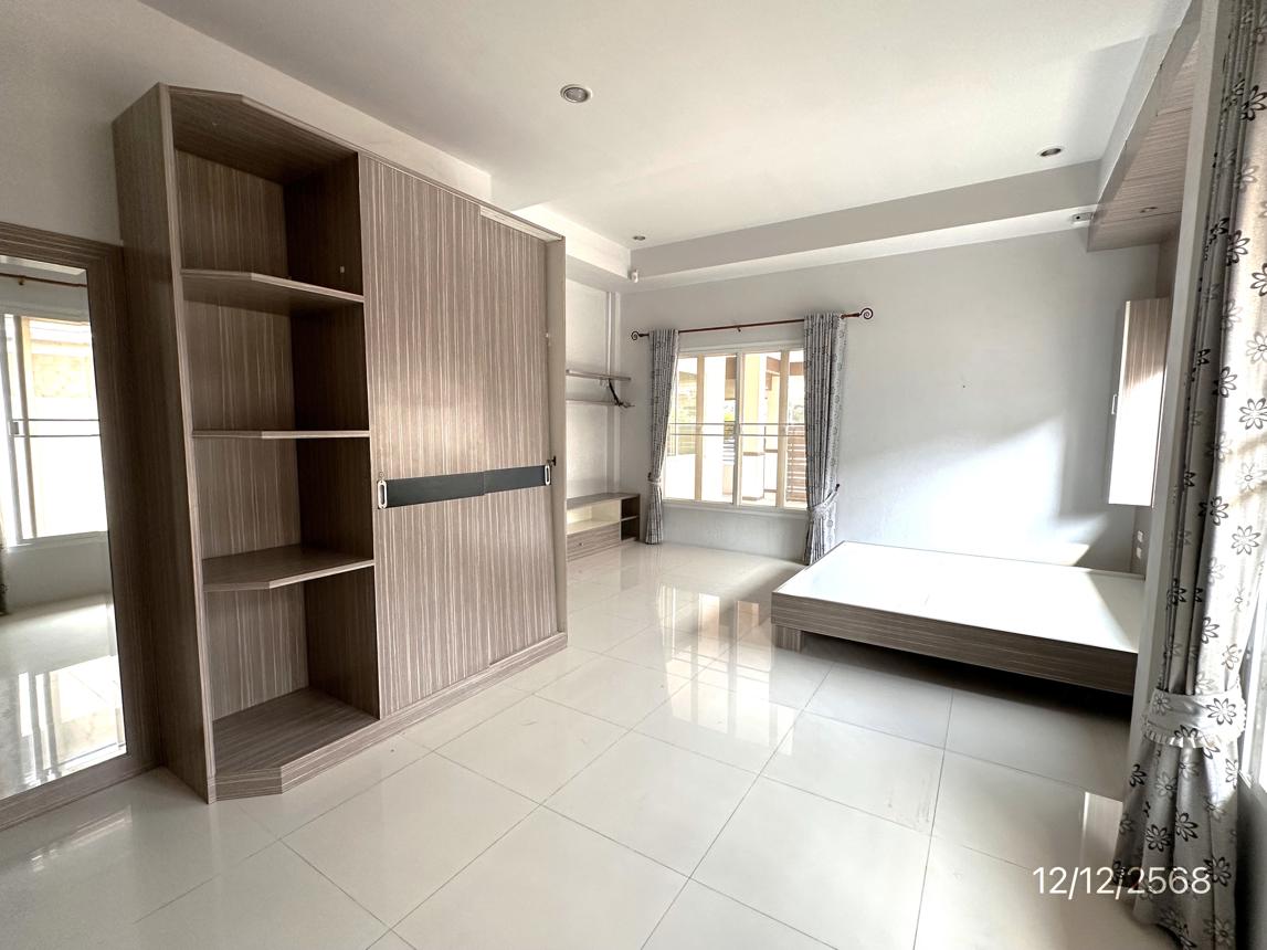 รูป บ้านเดี่ยว สำหรับขาย เปี่ยมมงคล เฟส 1 ห้วยใหญ่ บางละมุง ชลบุรี - รูปที่ 28/40