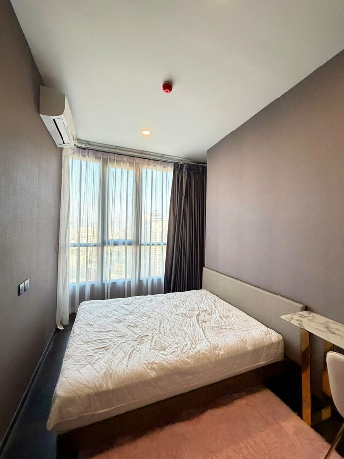 รูป ✨✨ให้เช่าห้องสวย ราคาดี พาร์คออริจิ้นทองหล่อ ทำเลดีใจกลางทองหล่อ ห้องสวยแต่งครบ ม่านไฟฟ้า พร้อมอ่างอาบน้ำ  - รูปที่ 13/14