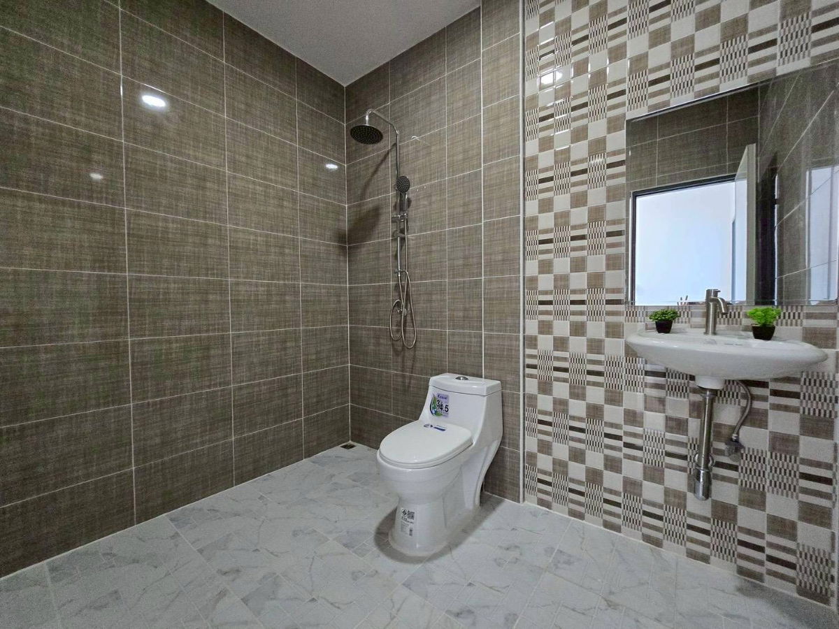 รูป หมู่บ้าน ทหารกองหนุน ทาวน์เฮาส์แต่งครบ พร้อมเข้าอยู่ พระยาสุเรนทร์ 28 บางชัน คลองสามวา เฟอร์นิเจอร์มีพร้อม ใกล้รถไฟฟ้าสายสีชมพู - รูปที่ 14/18