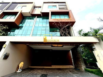Townhouses for rent Outer Sukhumvit :  Park Lane - Beautiful 3 Bed Townhouse in Luxury Ekkamai Compound - BR8685TH
