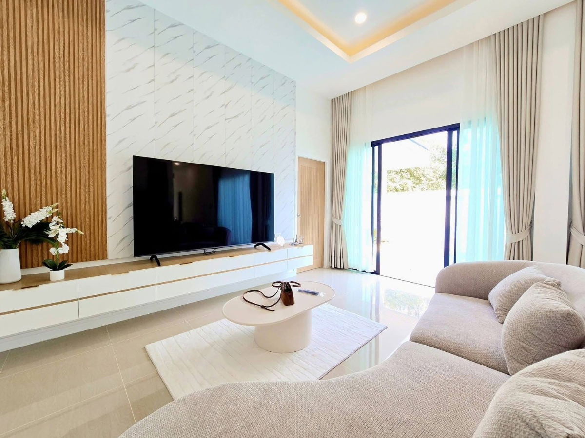 รูป บ้านเดี่ยวพร้อมสระว่ายน้ำส่วนตัว ใกล้อ่างเก็บน้ำมาบประชัน  - รูปที่ 9/19