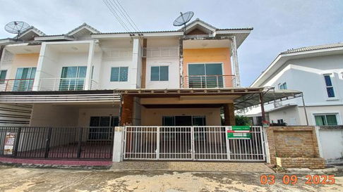 ทาวน์เฮ้าส์ สำหรับขาย บ้านมีสุข 5 หนองไม้แดง เมืองชลบุรี ชลบุรี