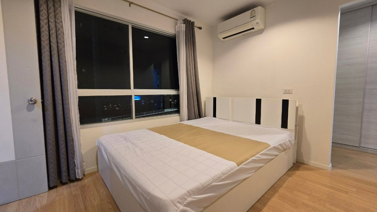 รูป SM63SZ ให้เช่าคอนโด Lumpini Place Srinakarin - Huamark Station 52 ตร.ม. ชั้น 18 ตึก B line id : @livinglegacy - รูปที่ 1/32