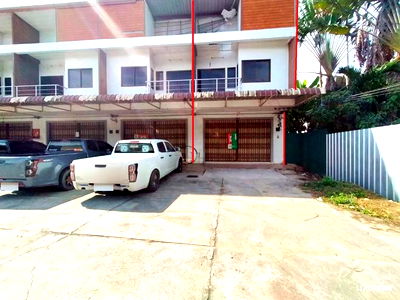 Shophouses for sale Sadao Songkhla : SHOP HOUSE for sale  Tha Pho Sadao Songkhla